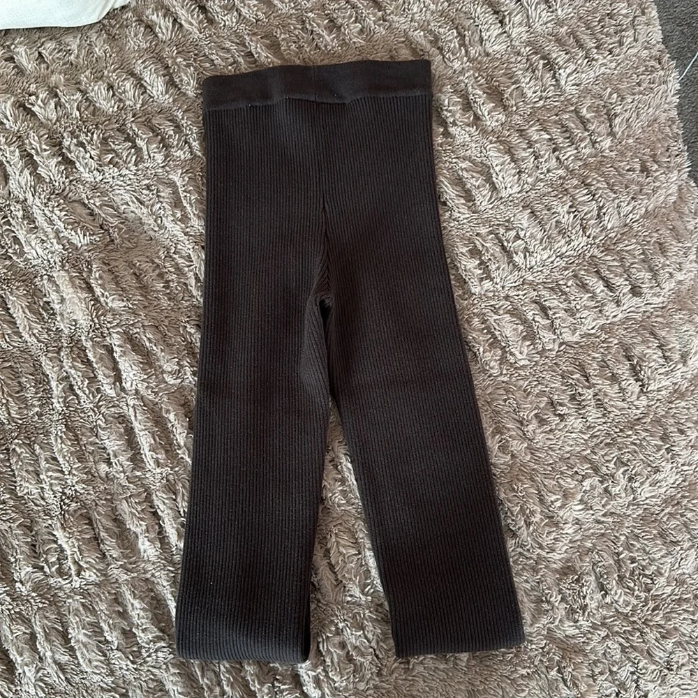 essentials leggings - Picture 3 of 3